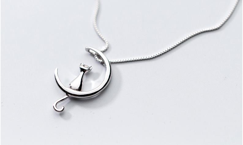 Silver Cat Moon Necklace®